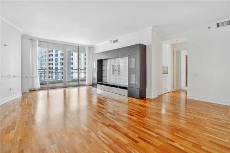 808 Brickell Key Dr 3005, Miami, Florida 33131, USA