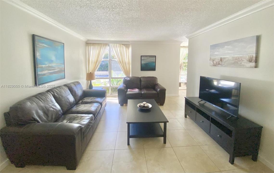 210 172nd St 226, Sunny Isles Beach, Flórida 33160, Estados Unidos