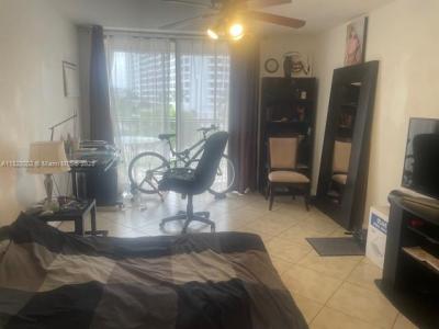 701 Three Islands Blvd 505, Hallandale Beach, Florida 33009, USA