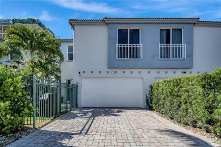 1110 SE 4th Ave, Fort Lauderdale, Florida 33316, USA