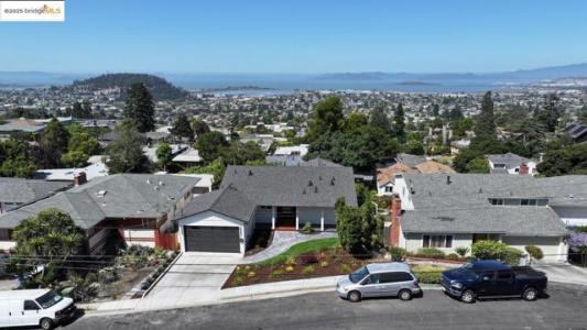 Midcrest Way, El Cerrito, カリフォルニア 94530, アメリカ合衆国