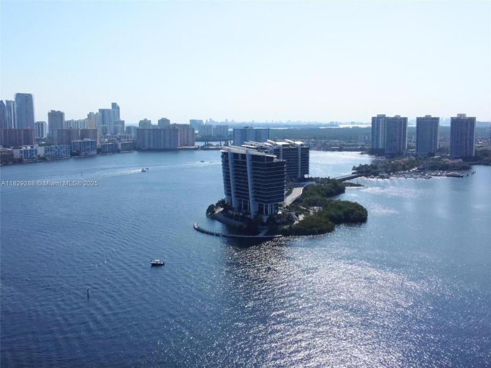 3530 Mystic Pointe Dr 3014, Aventura, فلوريدا 33180, الولايات المتحدة