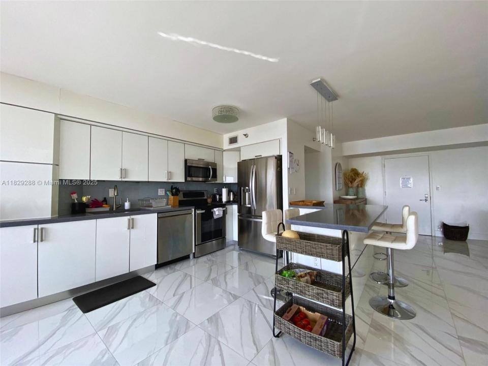 3530 Mystic Pointe Dr 3014, Aventura, فلوريدا 33180, الولايات المتحدة