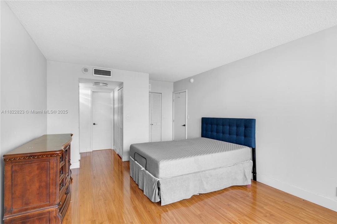600 Three Islands Blvd 310, Hallandale Beach, Florida 33009
