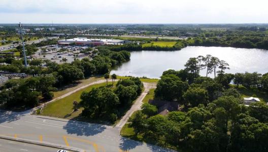 2511 S Jenkins Rd 2511, Fort Pierce, 佛羅里達州 34947, 美國
