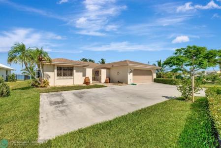 1701 Bayshore Dr, Hutchinson Island, Florida 34949