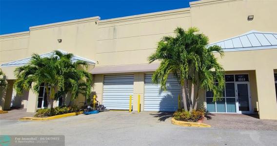 5501 N Nob Hill Rd 5513 & 5517, Sunrise, Florida 33351