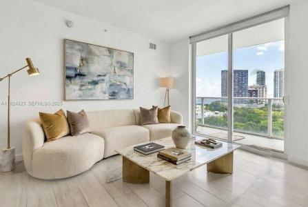 4250 Biscayne Blvd 1217, Miami, Florida 33137, USA