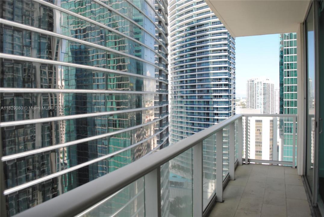 300 S Biscayne Blvd T-2802, Miami, 佛羅里達州 33131, 美國