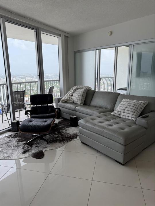 1750 N Bayshore Dr 5114, Miami, فلوريدا 33132, الولايات المتحدة