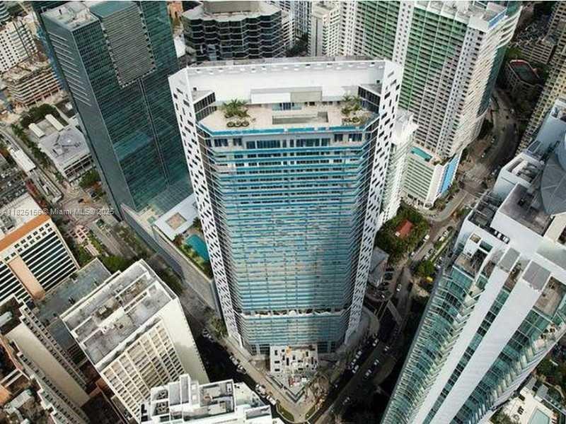 1300 Brickell Bay Dr 3003, Miami, Florida 33131, USA
