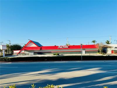 1601 E Sample Rd, Pompano Beach, Florida 33064, USA