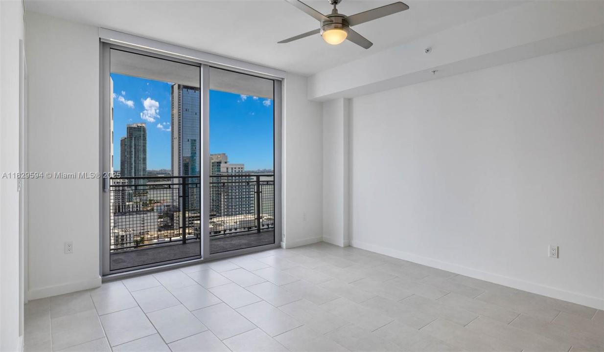 2150 N Bayshore Dr 2407, Miami, 佛罗里达州 33137, 美国