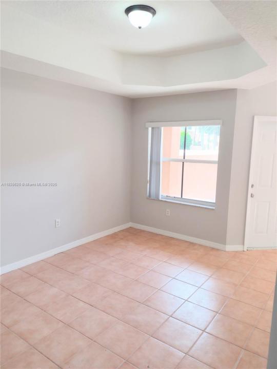 654 SW 106th Ave 1502, Pembroke Pines, Floride 33025, États-Unis