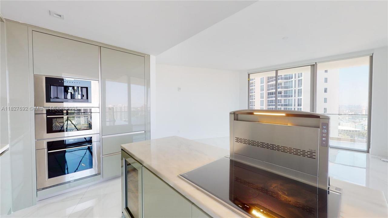 18975 Collins Ave 2405, Sunny Isles Beach, Florida 33160