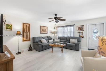473 Brittany J 473, Delray Beach, Florida 33446, USA