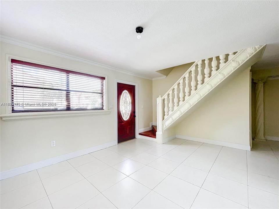 5350 W 26th Ave 118, Hialeah, 佛羅里達州 33016, 美國