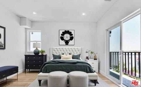 Beach Avenue, Marina Del Rey, California 90292