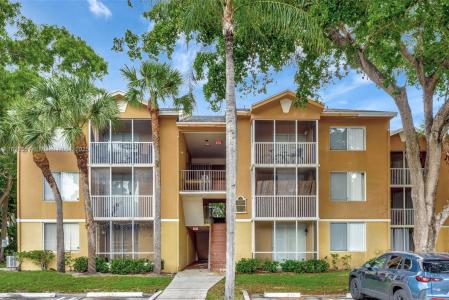 4055 W Mcnab Rd H103, Pompano Beach, Florida 33069, USA