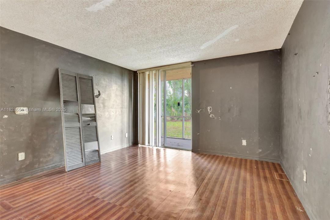 4055 W Mcnab Rd H103, Pompano Beach, フロリダ 33069, アメリカ合衆国