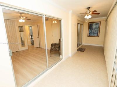 2121 NE 42nd Ct 202C, Lighthouse Point, Florida 33064, USA