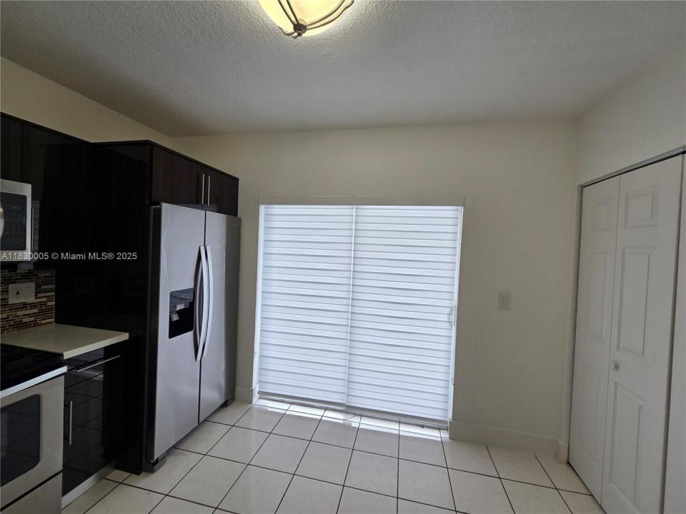 8360 NW 103rd 207E, Hialeah Gardens, 佛羅里達州 33016, 美國