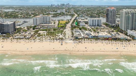2915 E Las Olas Blvd, Fort Lauderdale, Florida 33316, USA