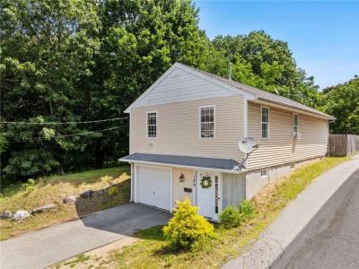 189 Progresso Avenue, Woonsocket, Rhode Island 02895