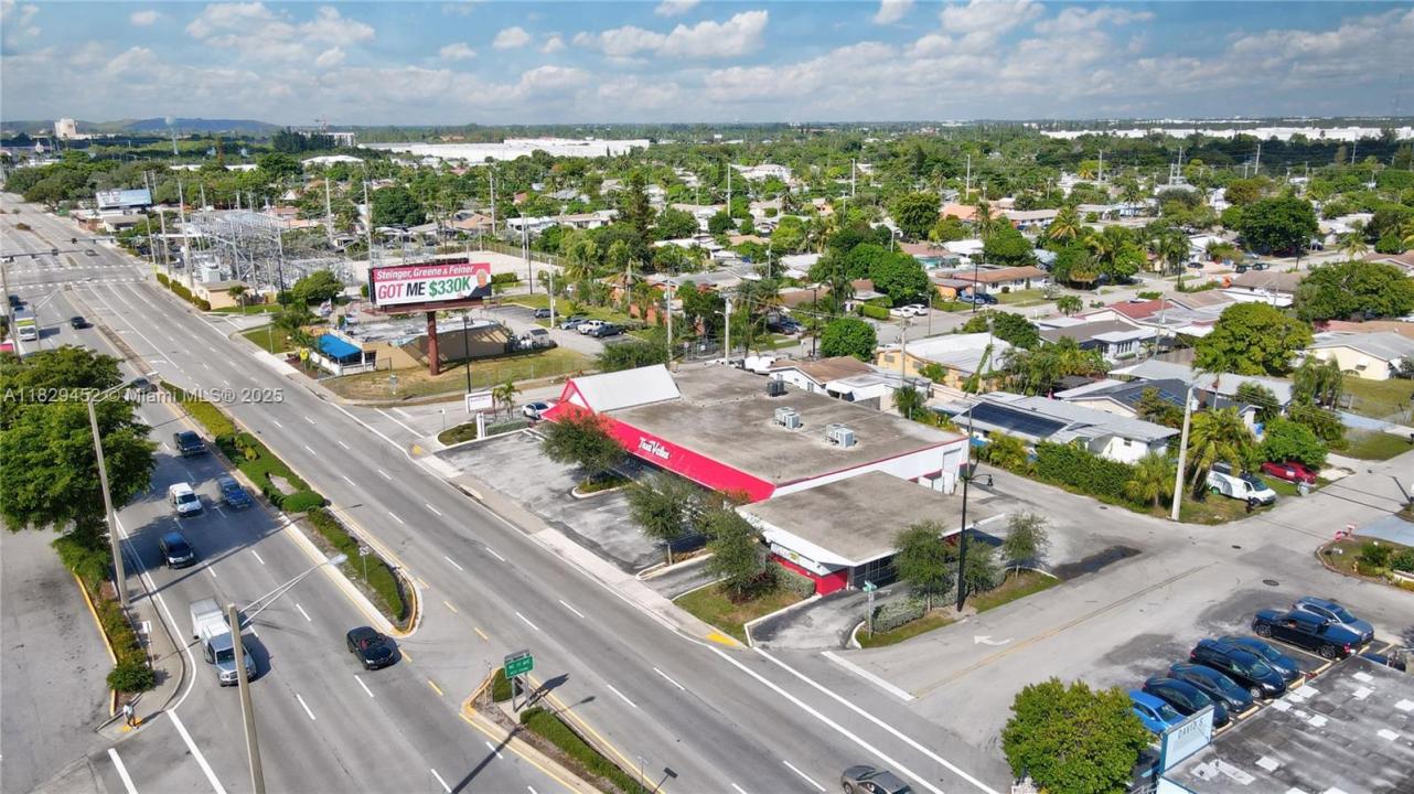 1601 E Sample Rd, Pompano Beach, Florida 33064