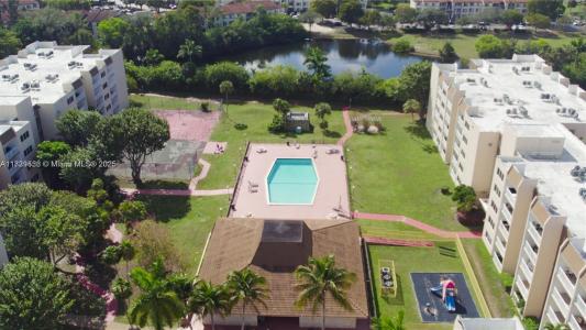 6930 Miami Gardens Dr 1-201, Hialeah, Florida 33015, USA