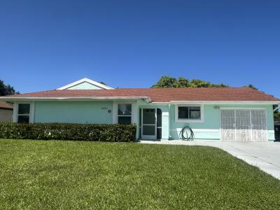 2073 SE Rainier Road, Port St. Lucie, Florida 34952