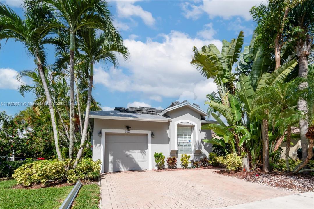 4123 Sapphire Bnd, Weston, Floride 33331, États-Unis