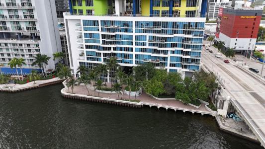 175 SW 7th St, Miami, Florida 33130, USA