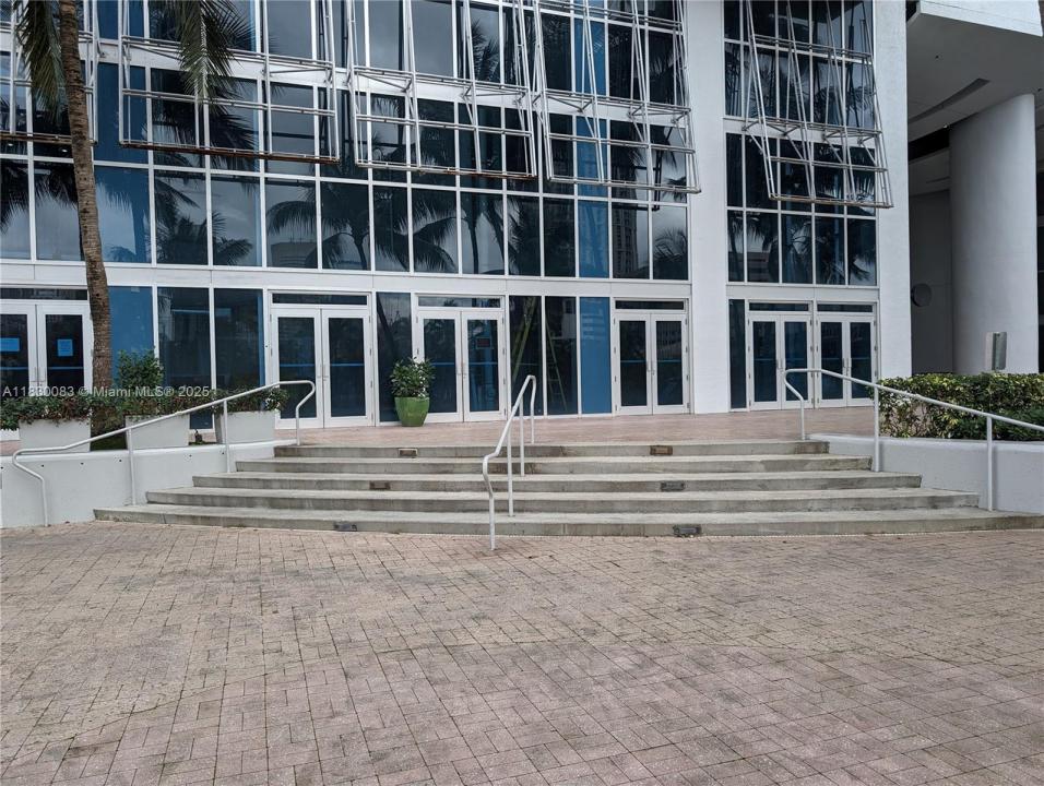 175 SW 7th St, Miami, Flórida 33130, Estados Unidos