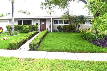 9355 SW 181st St, Palmetto Bay, Florida 33157, USA