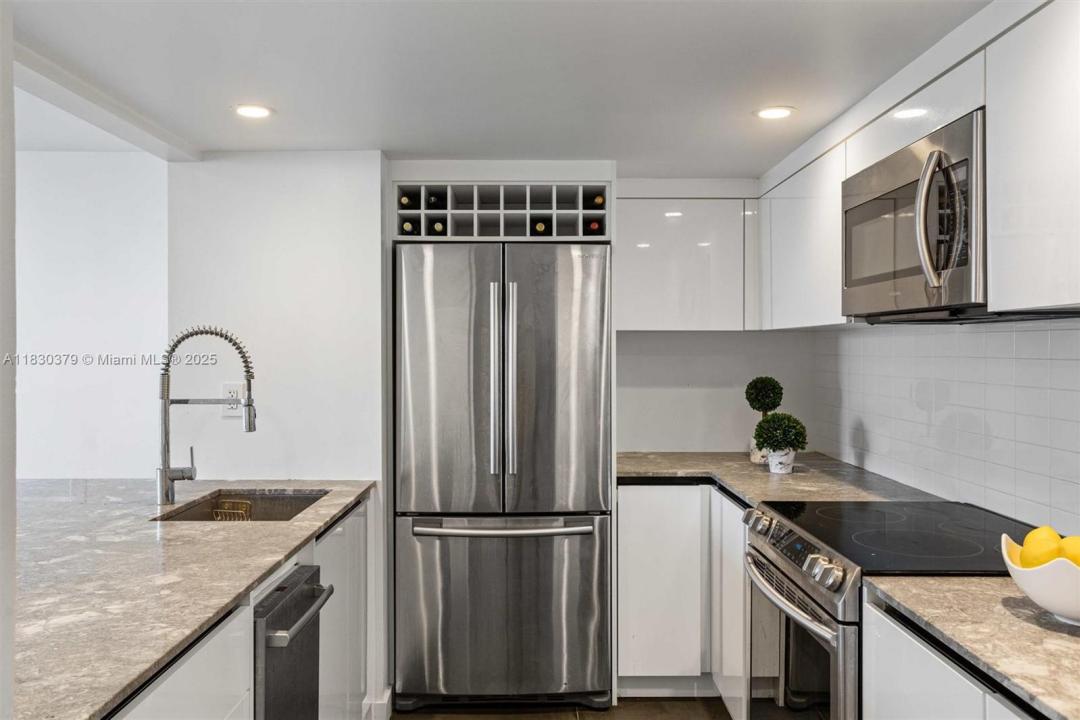 540 Brickell Key Dr 1519, Miami, Flórida 33131, Estados Unidos