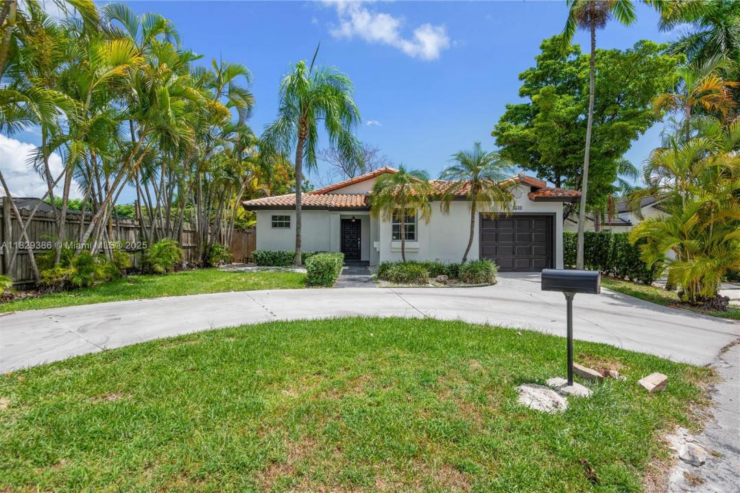 8540 SW 210 Ter, Cutler Bay, פלורידה 33189, ארצות הברית של אמריקה