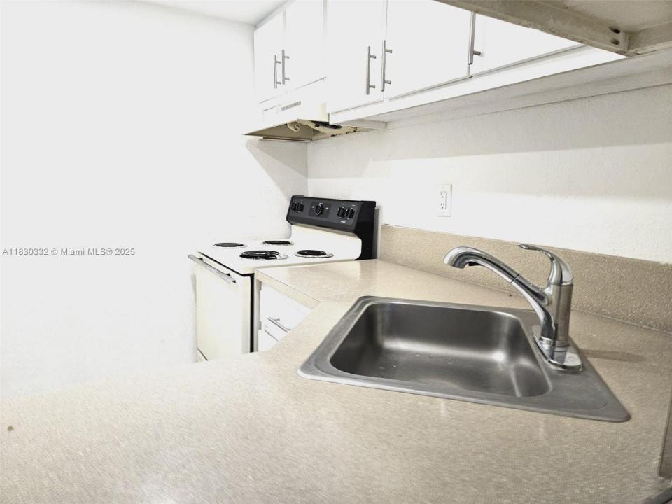 4550 NW 9th St 709E, Miami, 佛罗里达州 33126, 美国