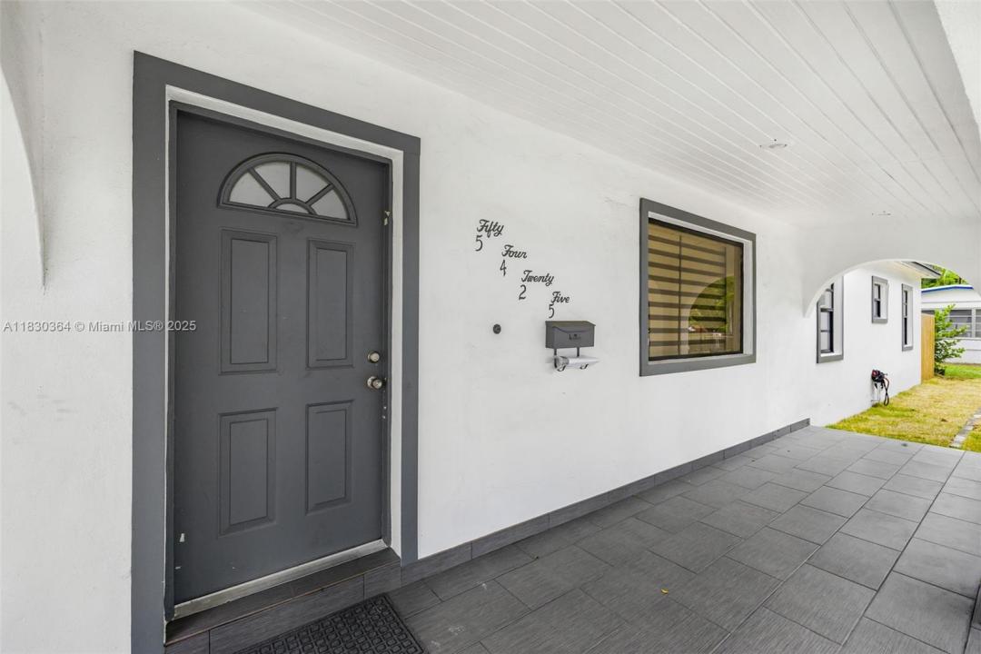 5425 SW 112th Ave, Miami, 佛羅里達州 33165, 美國