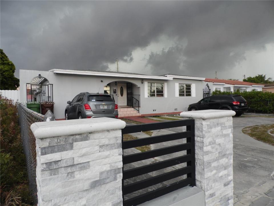 3491 Palm Ave, Hialeah, Florida 33012