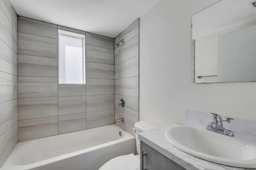 1710 NW 1st Ct 12, Miami, Floride 33136, États-Unis