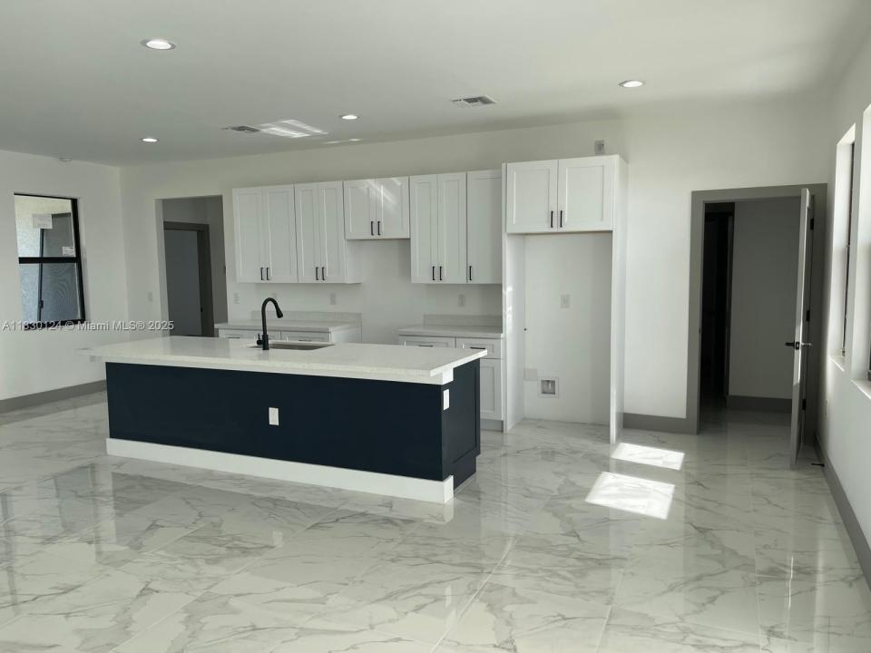 3000 N Nelson Road N, Cape Coral, Florida 33993, USA