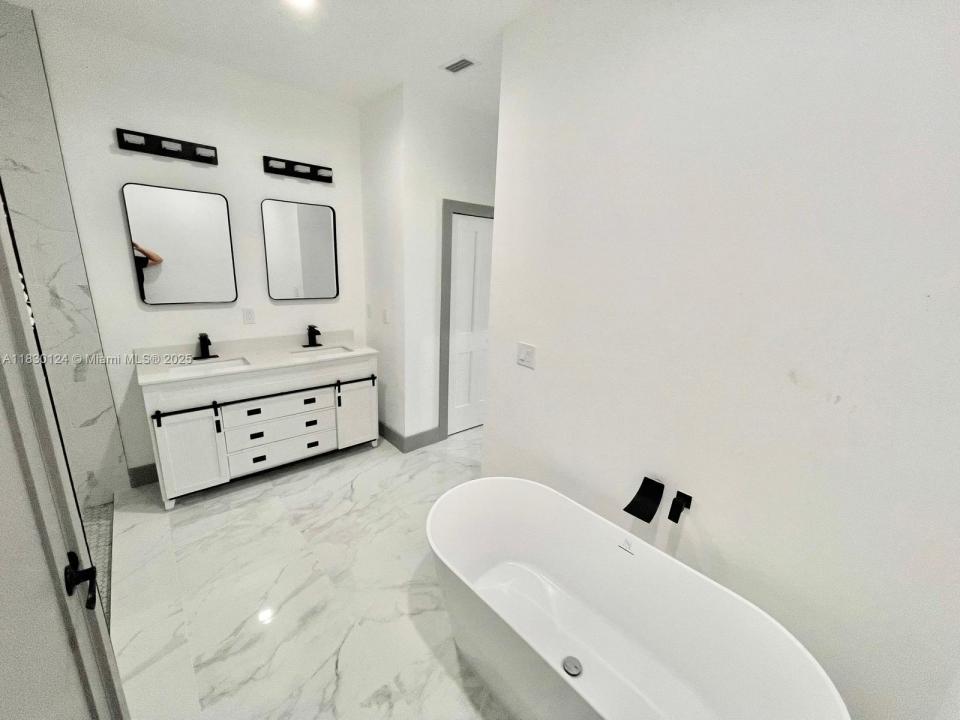 3000 N Nelson Road N, Cape Coral, Florida 33993, USA
