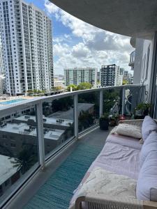 601 NE 23 ST 1103, Miami, Florida 33137, USA