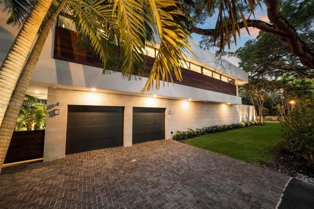 4041 S Le Jeune Rd, Miami, Florida 33146, Stati Uniti