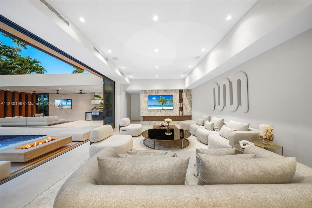 4041 S Le Jeune Rd, Miami, Florida 33146, Stati Uniti