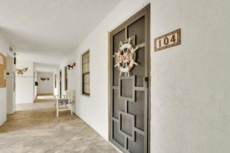 3100 SE Pruitt Rd H-104, Port St. Lucie, Florida 34952, USA