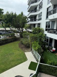 Aventura, Florida 33180, USA