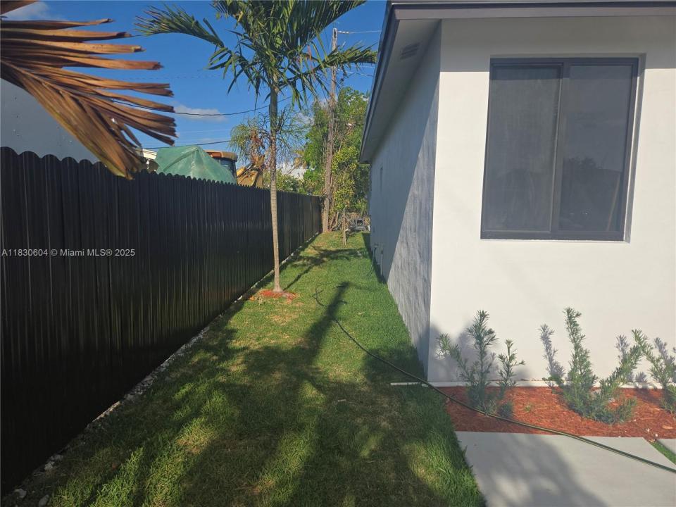 21831 SW 109 CT 1, Goulds, Flórida 33170, Estados Unidos