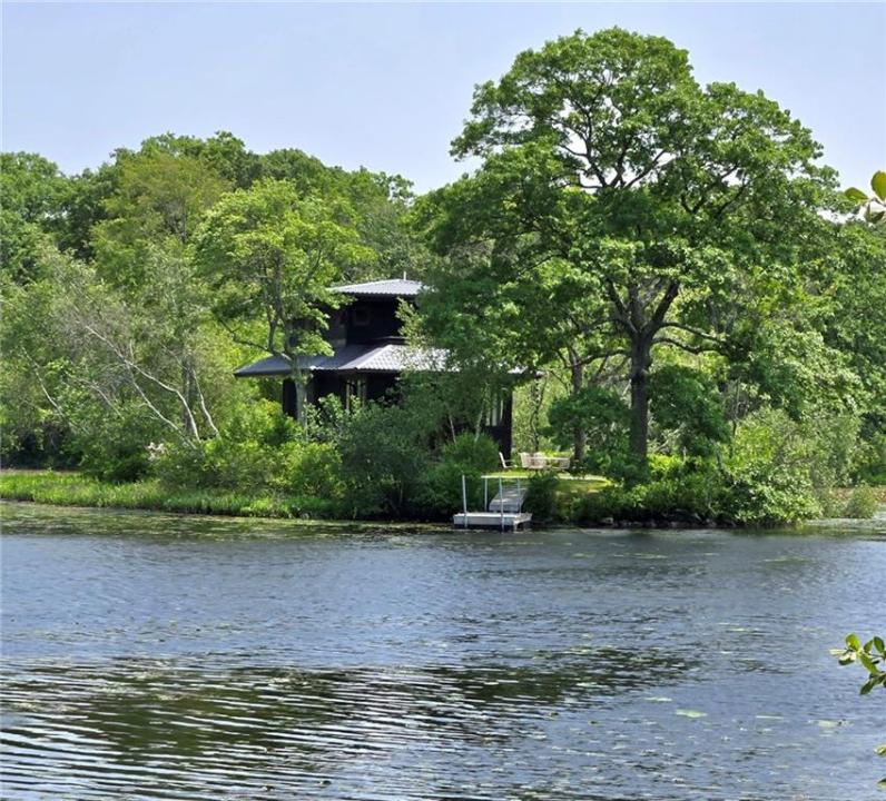 17 Jamaica Way, North Kingstown, Rhode Island 02852